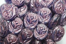 Rose in leaves 16x13mm matte / pink