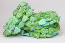 Pansy 13x11mm shine / turquoise