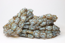 Pansy 13x11mm shine / old pattina